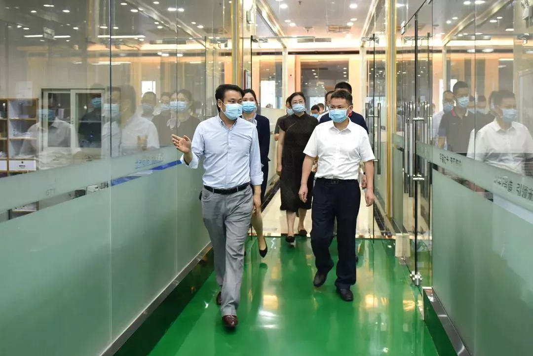 贵州省政府莅临高盛集团旗下松湖智谷考察调研